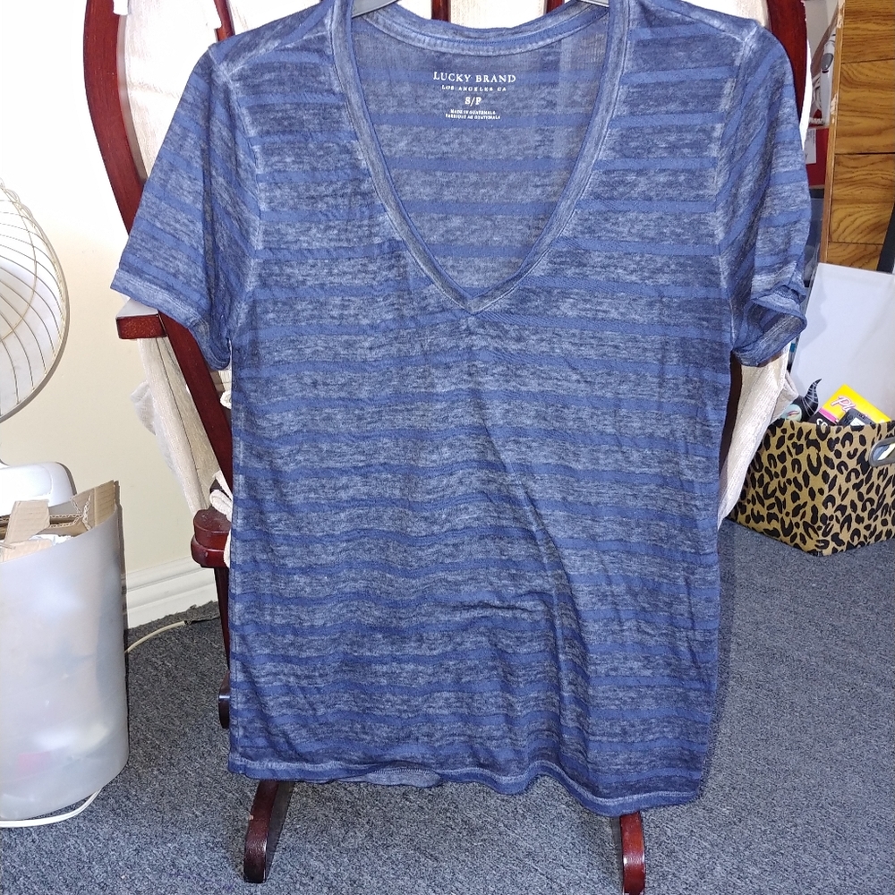 Women's Lucky Brand burnout shirt size Small